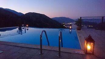 Luxury Villa With Stunning Views in Lefkada