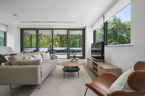 Executive Apartments in Bermondsey FREE WIFI & AIRCON by City Stay Apa