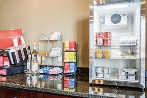 Cobblestone Hotel & Suites - Newport