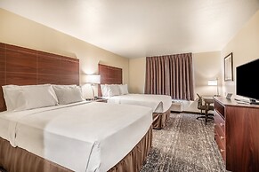 Cobblestone Hotel & Suites - Newport
