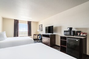 Cobblestone Hotel & Suites - Newport