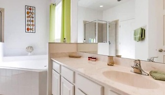 Dream Vacation Home With CDC Cleaning Standards! Stunning and Spacioud