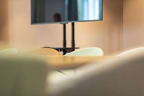 Capri by Fraser Leipzig