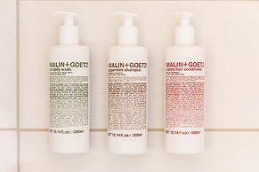 Capri by Fraser Leipzig