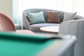 Capri by Fraser Leipzig