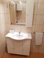 Nicely decorated apartment Neda