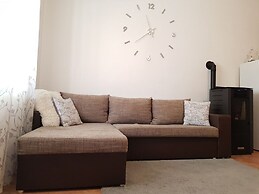 Nicely decorated apartment Neda