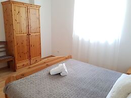 Nicely decorated apartment Neda