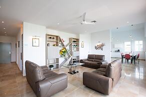 Blue Marine Penthouse