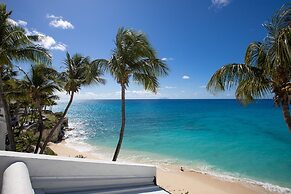 Cupecoy Beach Club