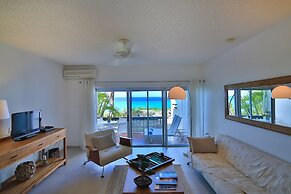 Cupecoy Beach Club