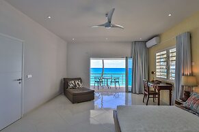Cupecoy Beach Club