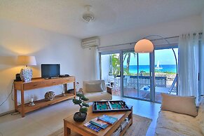 Cupecoy Beach Club