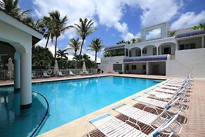 Cupecoy Beach Club