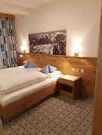 Pension Trojerhof