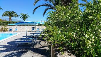 Case con piscina - Residence Amica