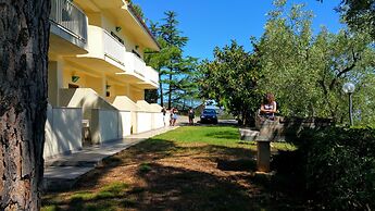 Case con piscina - Residence Amica