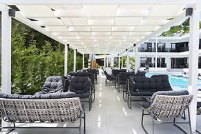 Avaton Luxury Resort