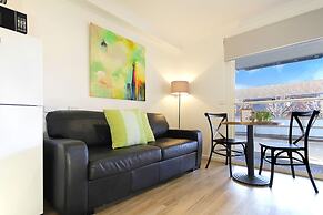 Apartments 521