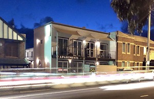 Apartments 521