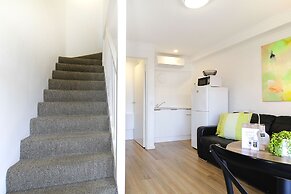 Apartments 521
