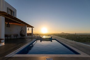 Naxian Sunset Luxury Villas