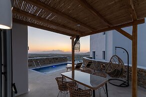 Naxian Sunset Luxury Villas