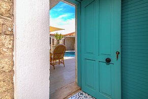 Avlu Alacati Butik Otel