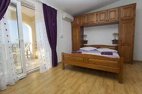 Apartment Almera N9