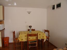 Urban apartment Ljiljana