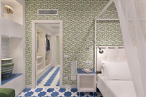 Luxury&Romantic Apartment with Balcony in Sorrento