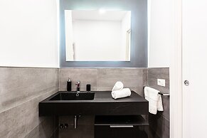 Brand New Apartment with Terrace Solarium & Gym