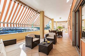 Brand New Apartment with Terrace Solarium & Gym