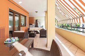 Brand New Apartment with Terrace Solarium & Gym