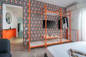 Modern spacious apartment with terrace, balconies, solarium & gym