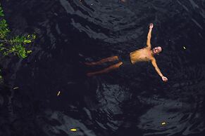 Nativus Glamping & Cenote Tulum