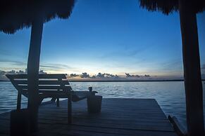 Lagoon Front Suite with Bikes & Kayaks