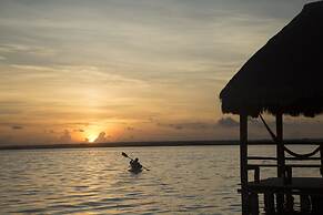 Lagoon Front Suite with Bikes & Kayaks