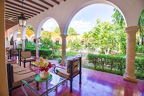 HACIENDA HISTÓRICA Blanca Flor Del Siglo XVI