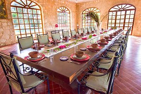 HACIENDA HISTÓRICA Blanca Flor Del Siglo XVI