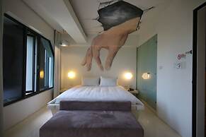 Papa Whale - Kaohsiung Formosa Boulevard