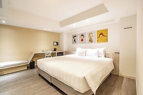 Papa Whale - Kaohsiung Formosa Boulevard