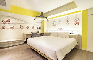 Papa Whale - Kaohsiung Formosa Boulevard