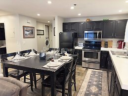 310 Snowblaze 2 Bedroom Condo by RedAwning