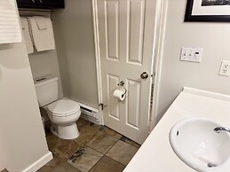 310 Snowblaze 2 Bedroom Condo by RedAwning