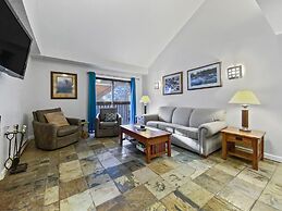 310 Snowblaze 2 Bedroom Condo by RedAwning