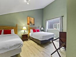 310 Snowblaze 2 Bedroom Condo by RedAwning