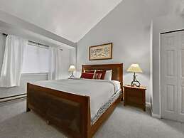 310 Snowblaze 2 Bedroom Condo by RedAwning