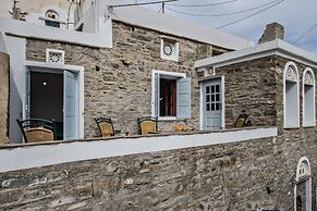 Cycladic Traditional Villa in Tinos!