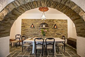 Cycladic Traditional Villa in Tinos!